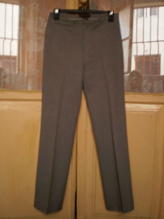 Calças clássicas, cinzentas, 36, Zara. Santa Maria Maior • OLX Portugal